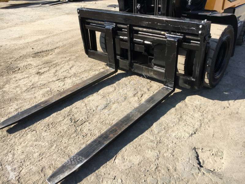 Carrello elevatore diesel TCM FD40T2 usato - Photo 4
