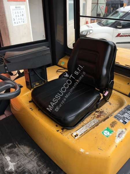 Carrello elevatore diesel TCM FD40T2 usato - Photo 7